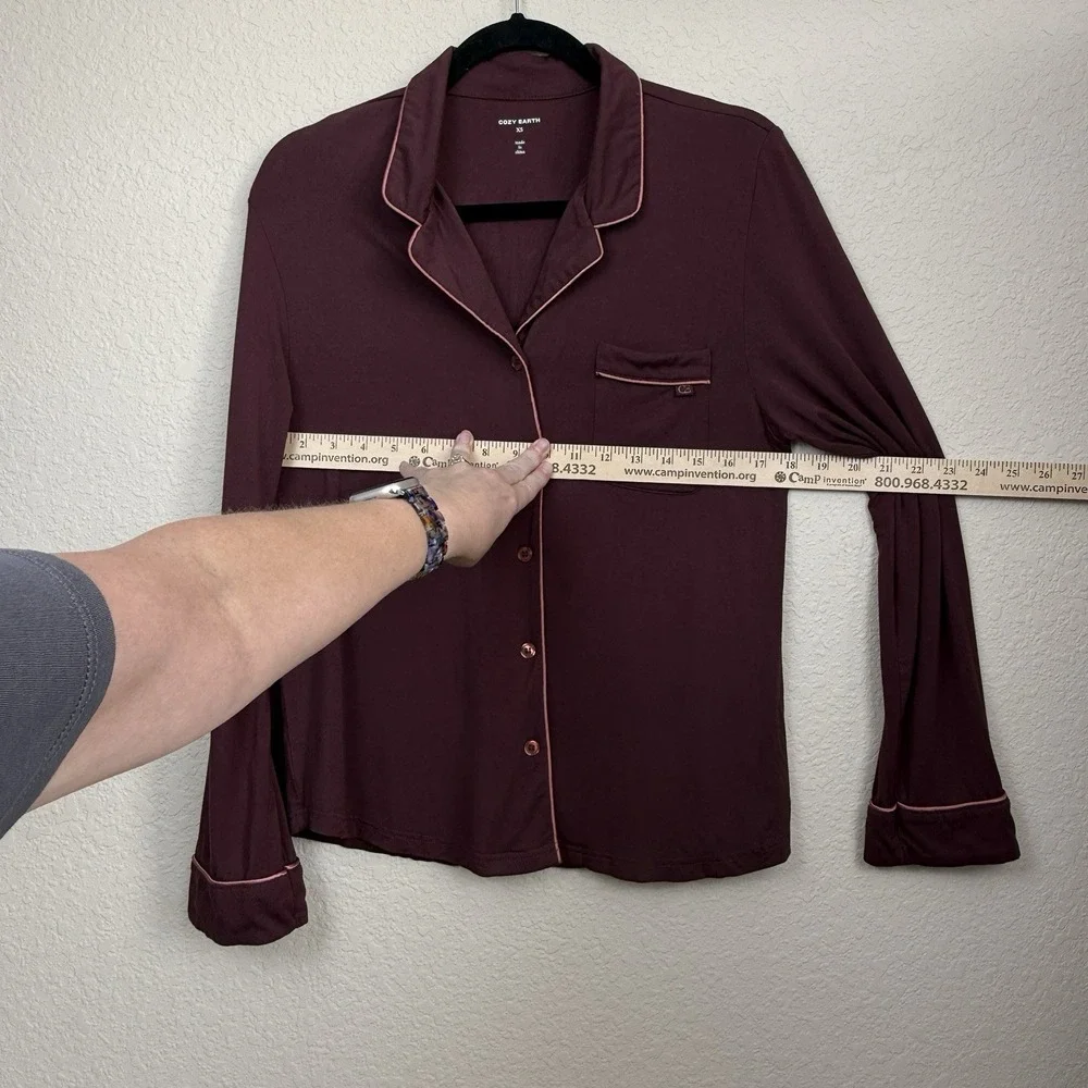 Cozy Earth Womens Bamboo Viscose Pajama Set Maroon Button Front Pockets Soft XS